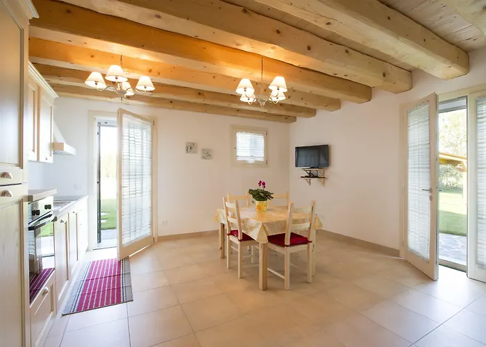 Ae Cavane مزرعة للإقامة Codevigo